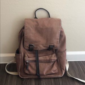 Everlane Snap Backpack in Burgundy